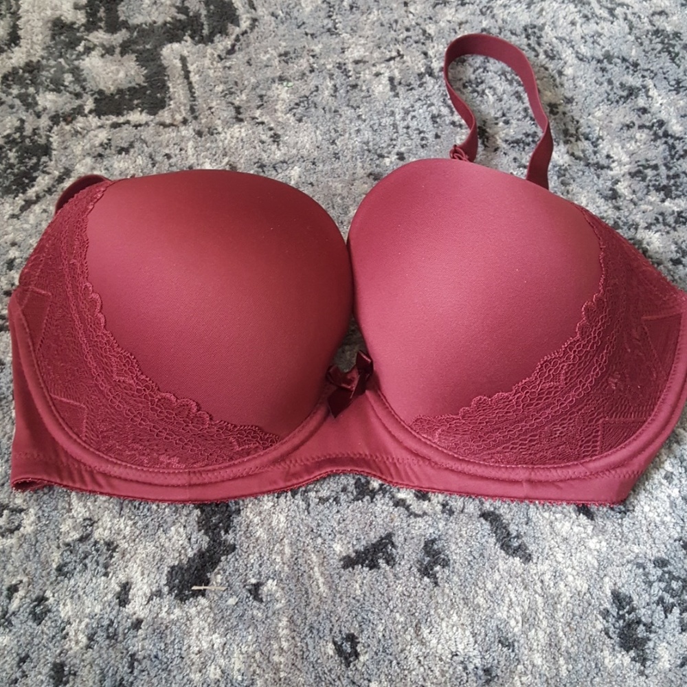 34DDD Burgandy Bra